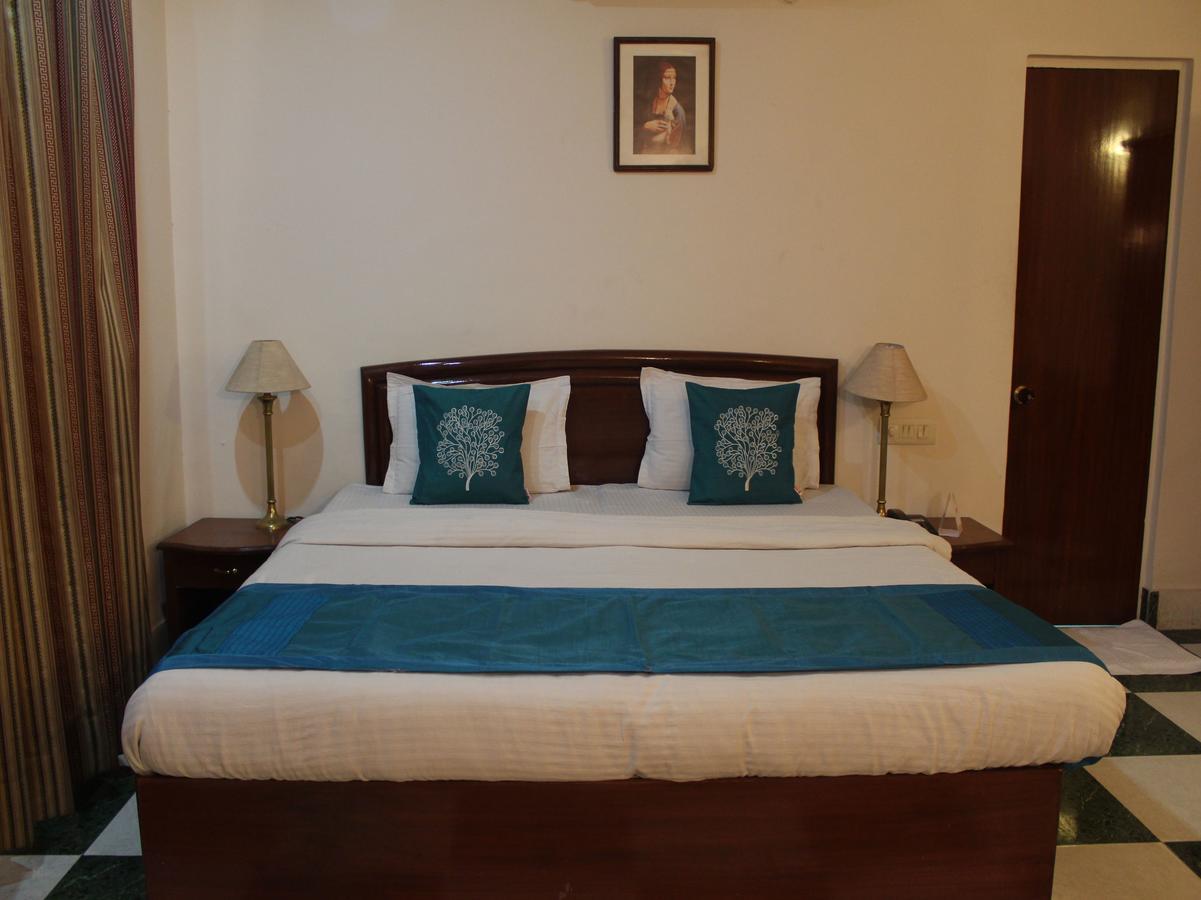 Oyo 5232 Kwality Hotel Dehradun Eksteriør billede