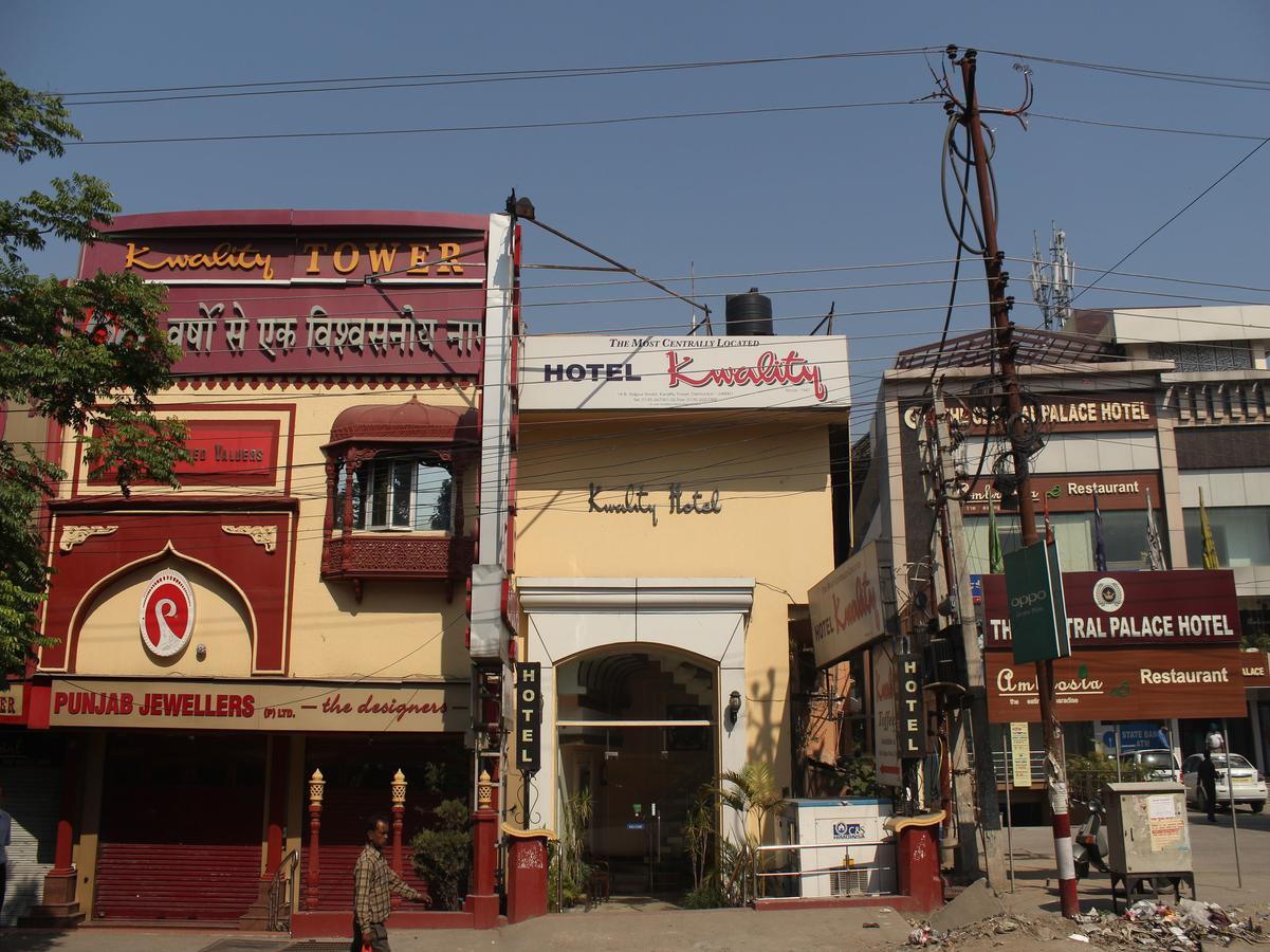 Oyo 5232 Kwality Hotel Dehradun Eksteriør billede